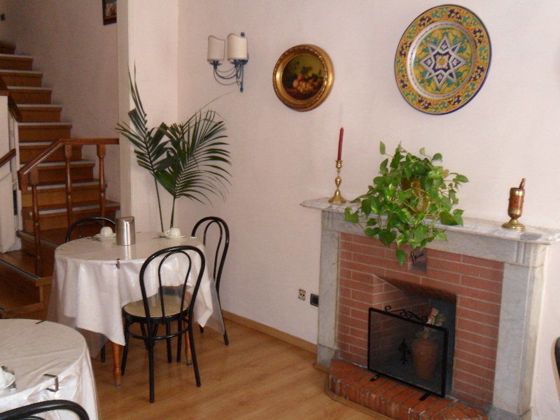 Hotel Piccolo Con Access Ztl !!! Nel Centro Storico Di !!!