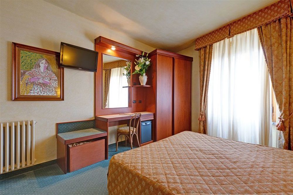 Grifone - Meetings & 4* Florence