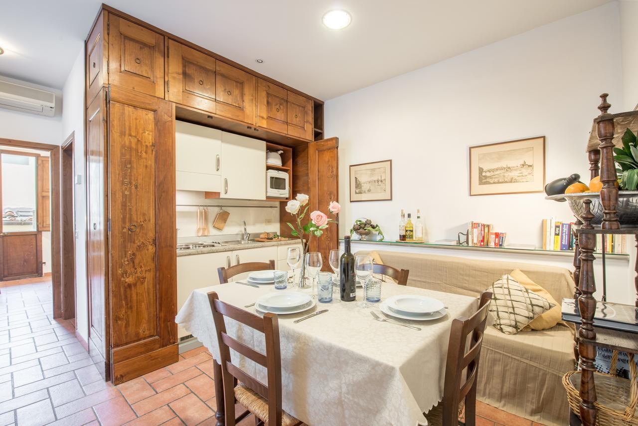 Apartment Antefissa Florence