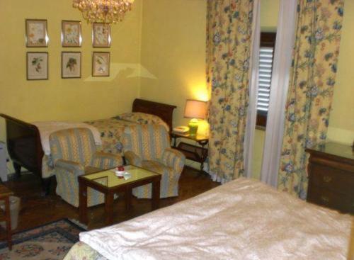 Azalee Hotel