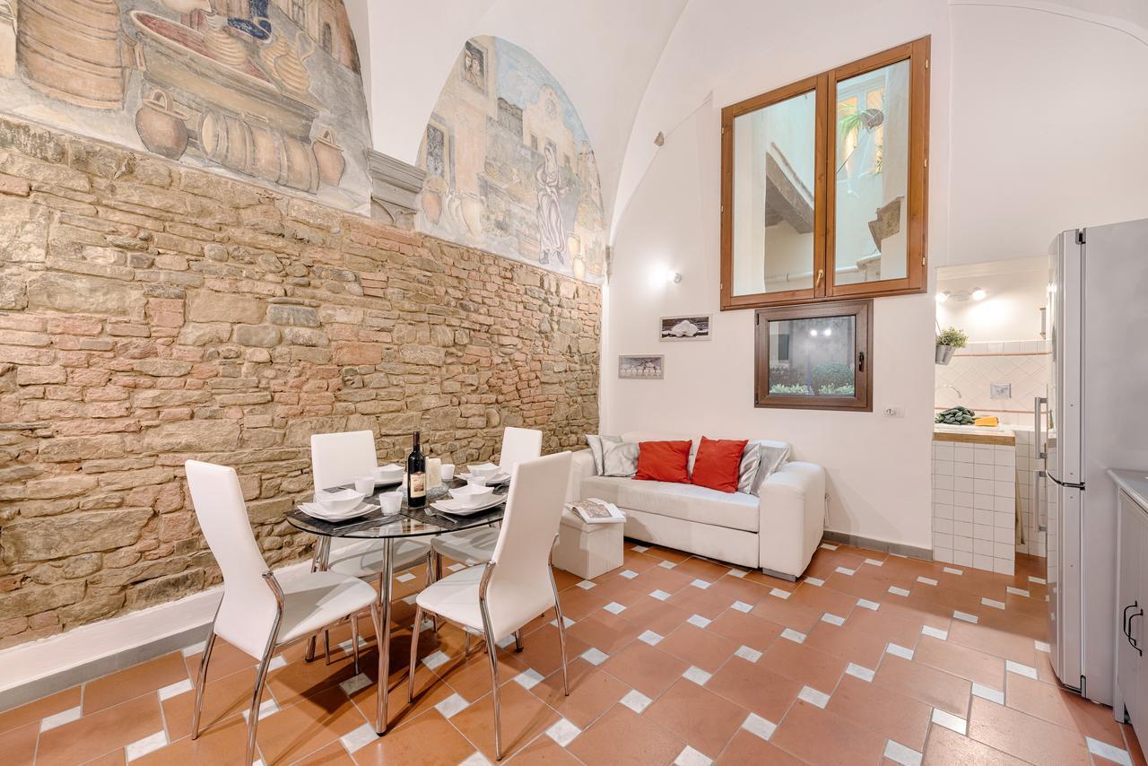Santo Spirito Frescos By Mmega Appartement *