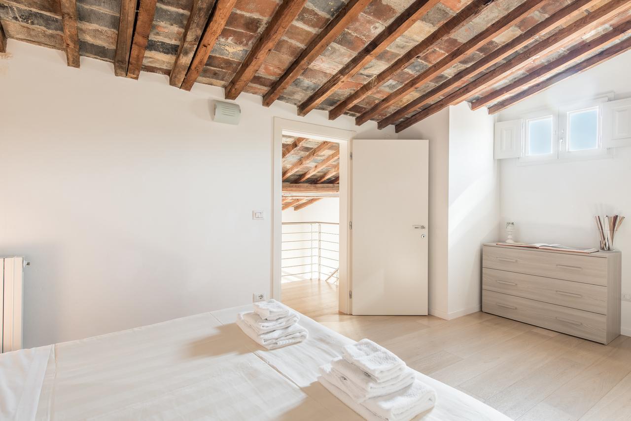 Apartment San Frediano Moderno Florence