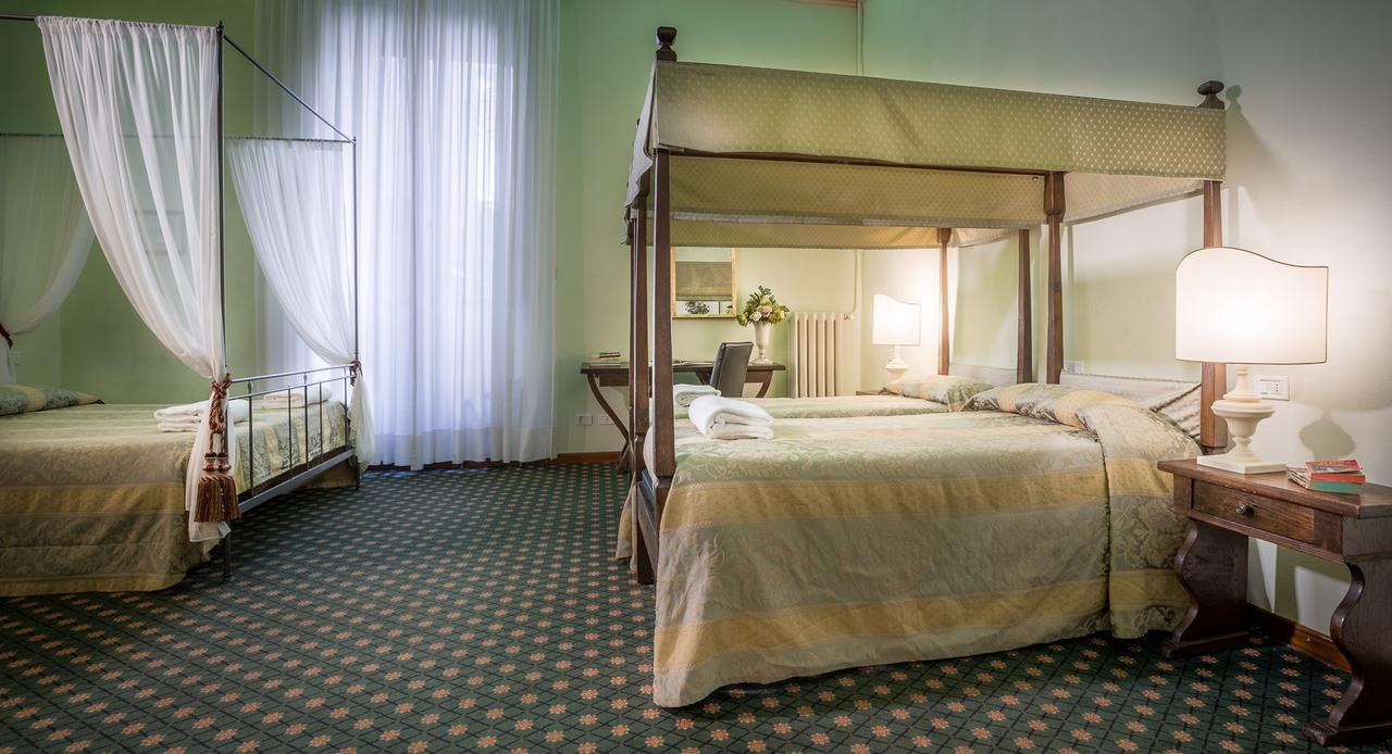 Torre Guelfa Palazzo Acciaiuoli 4* Florence