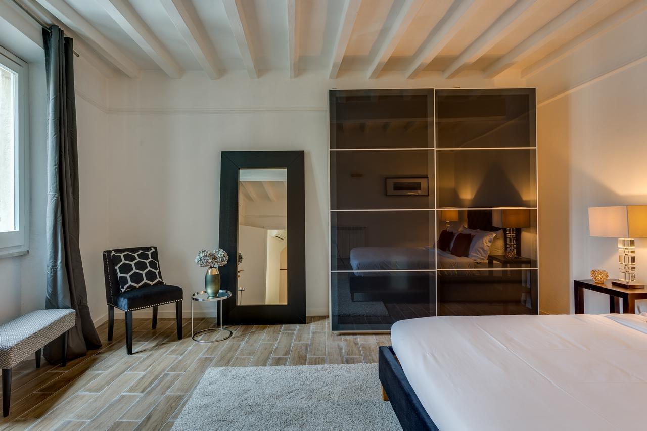 - Chiara Stylish Apartment *