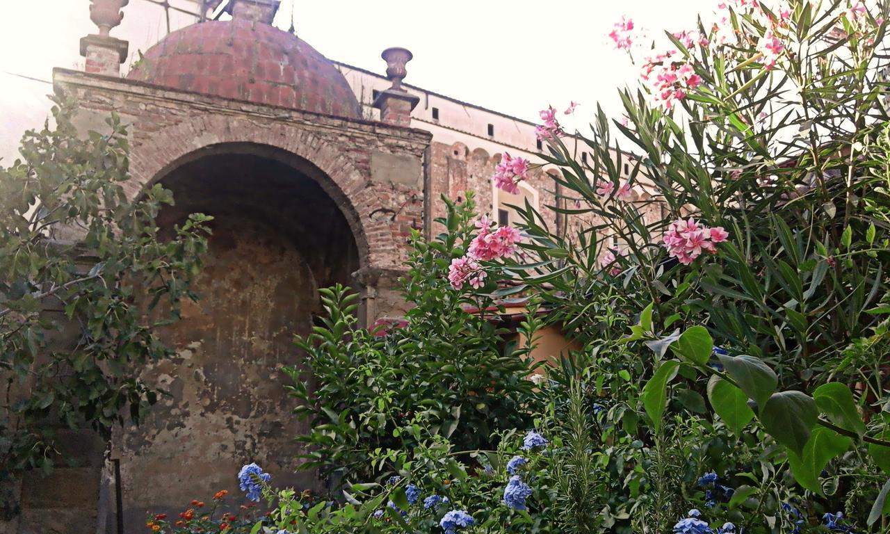 Garden Terrace Oltrarno Apartment *