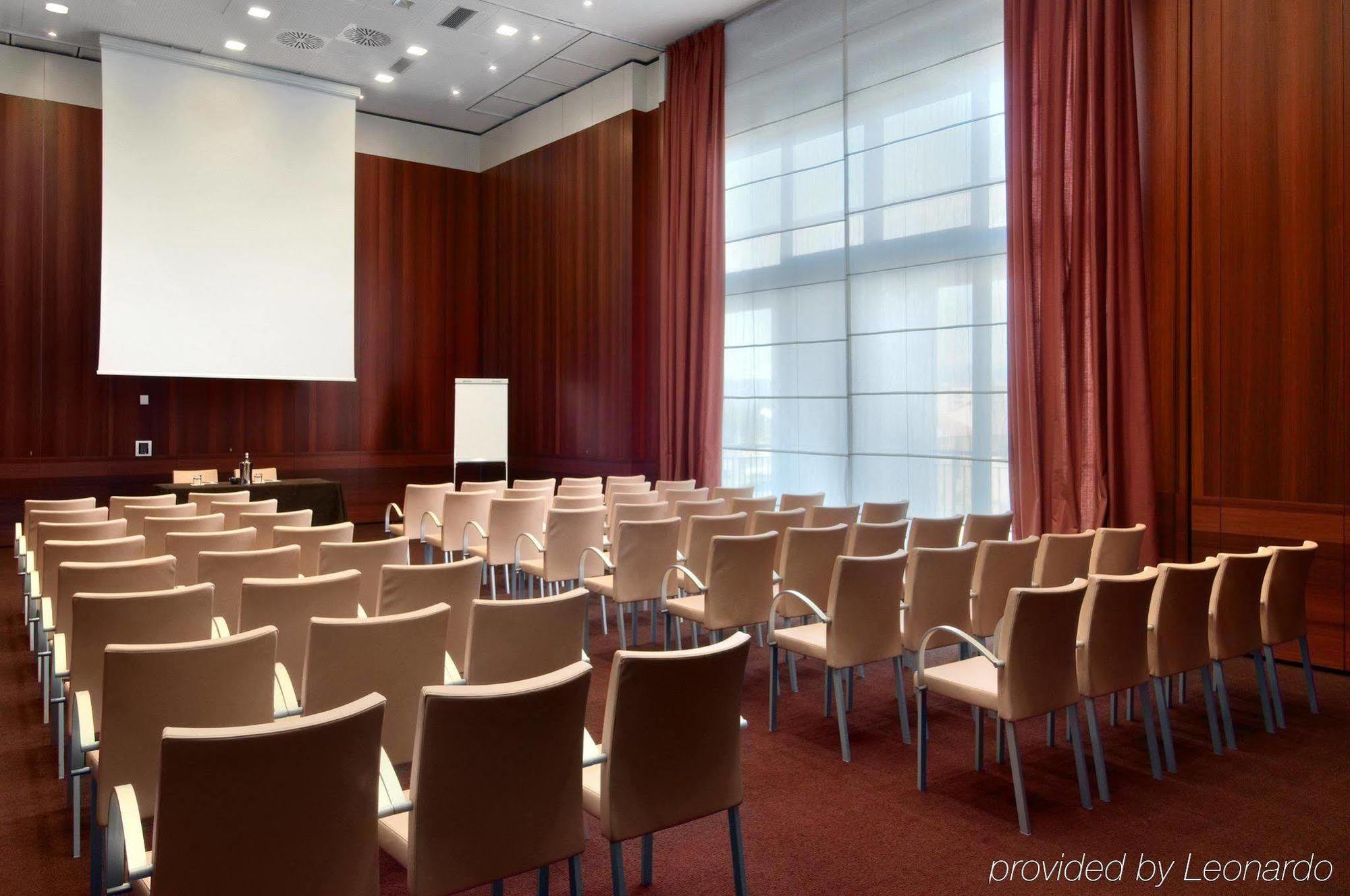 Doubletree By Hilton Metropole Hotel Florence