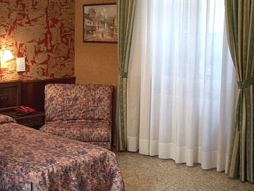 Giada Hotel 2*