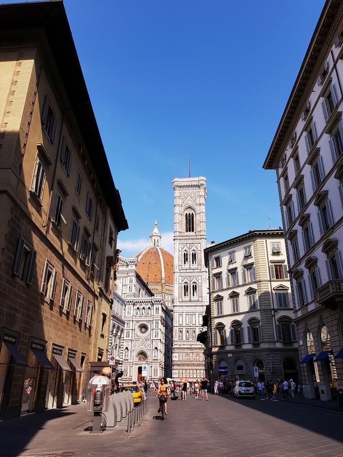 Lady Luna Florence