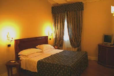 Hotel Palazzo Lorenzo Boutique & 4*