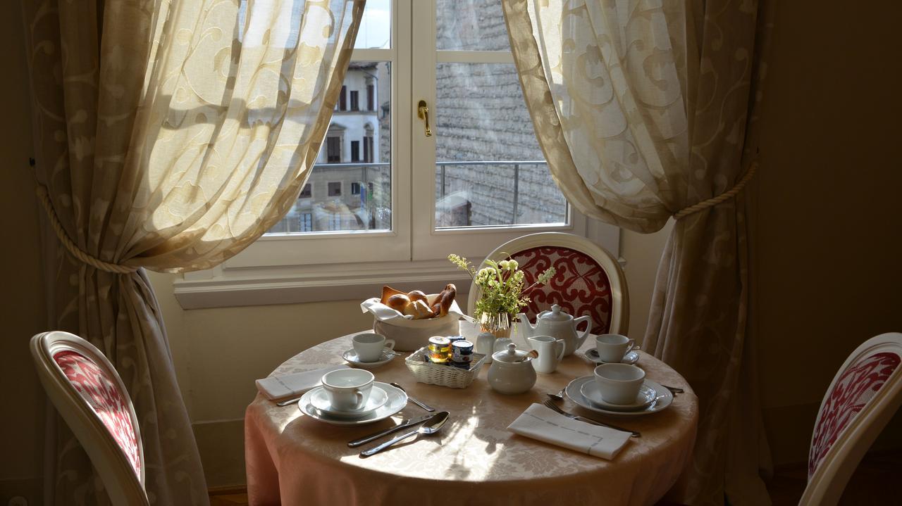 Couette-café Palazzo Della Stufa Residenza D'epoca 3*