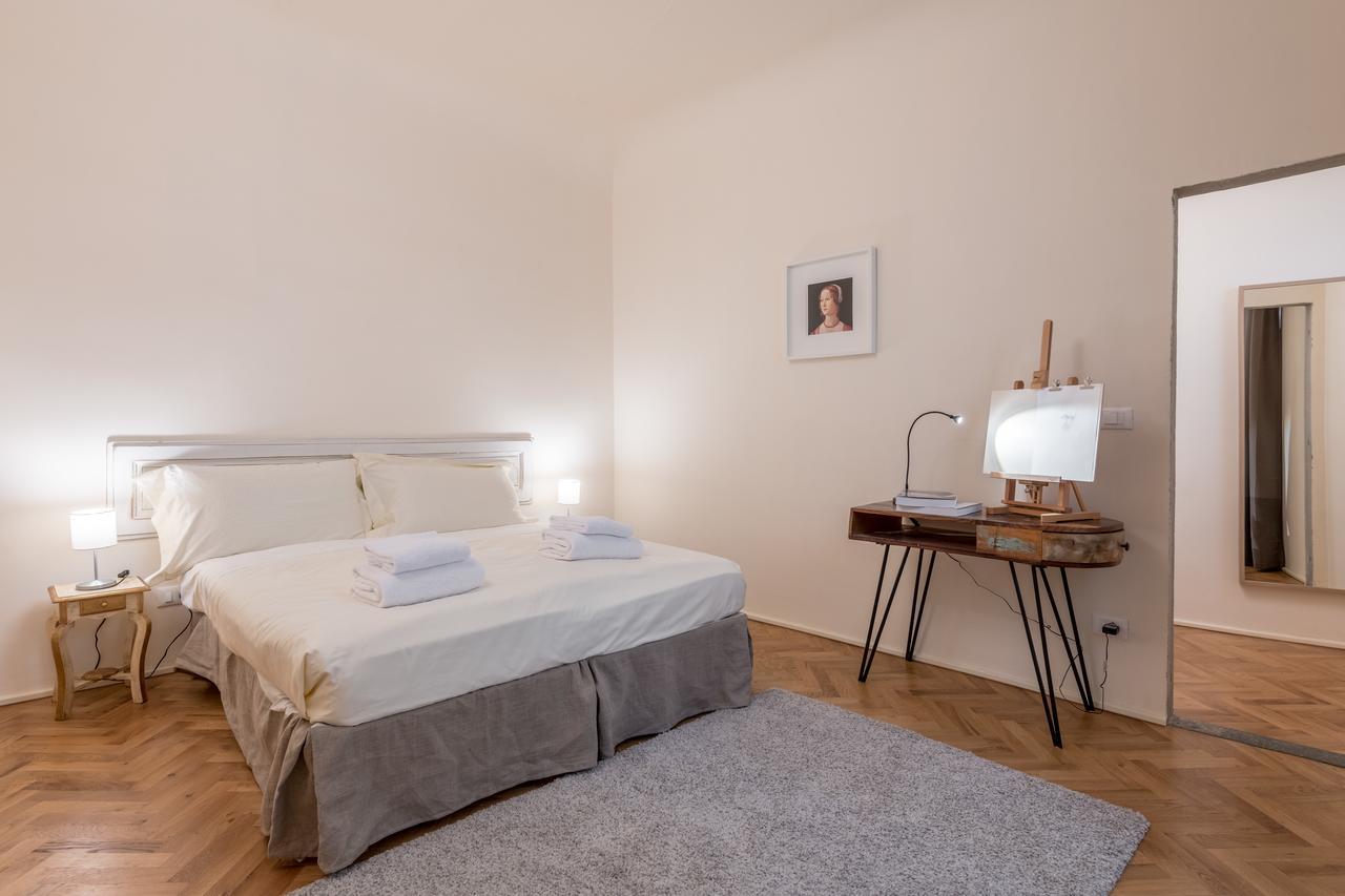 Appartement Romantic Novella By Mmega