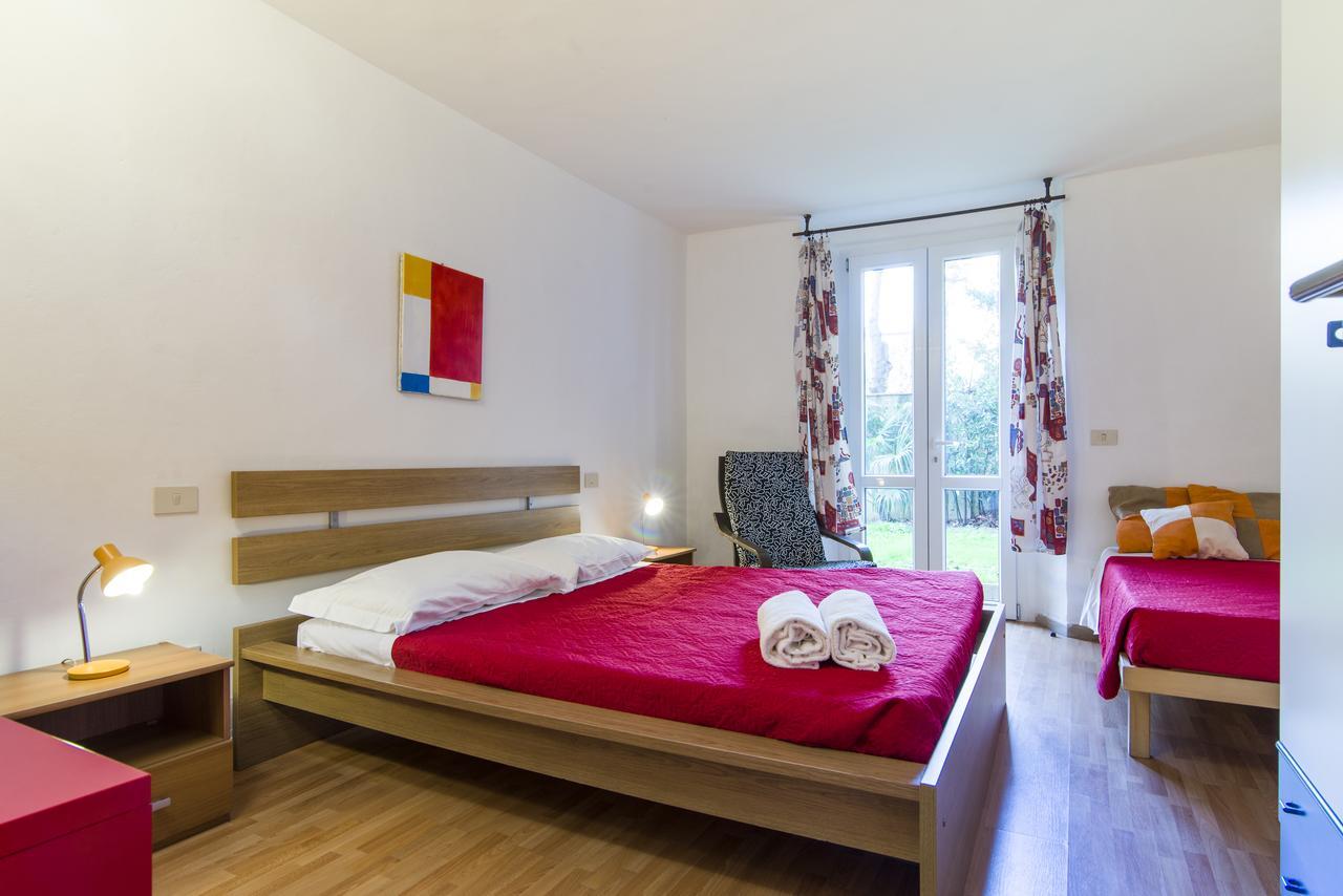 Nelson Mandela Forum Flat Apartment