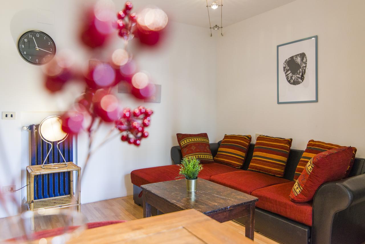 Nelson Mandela Forum Flat Florence