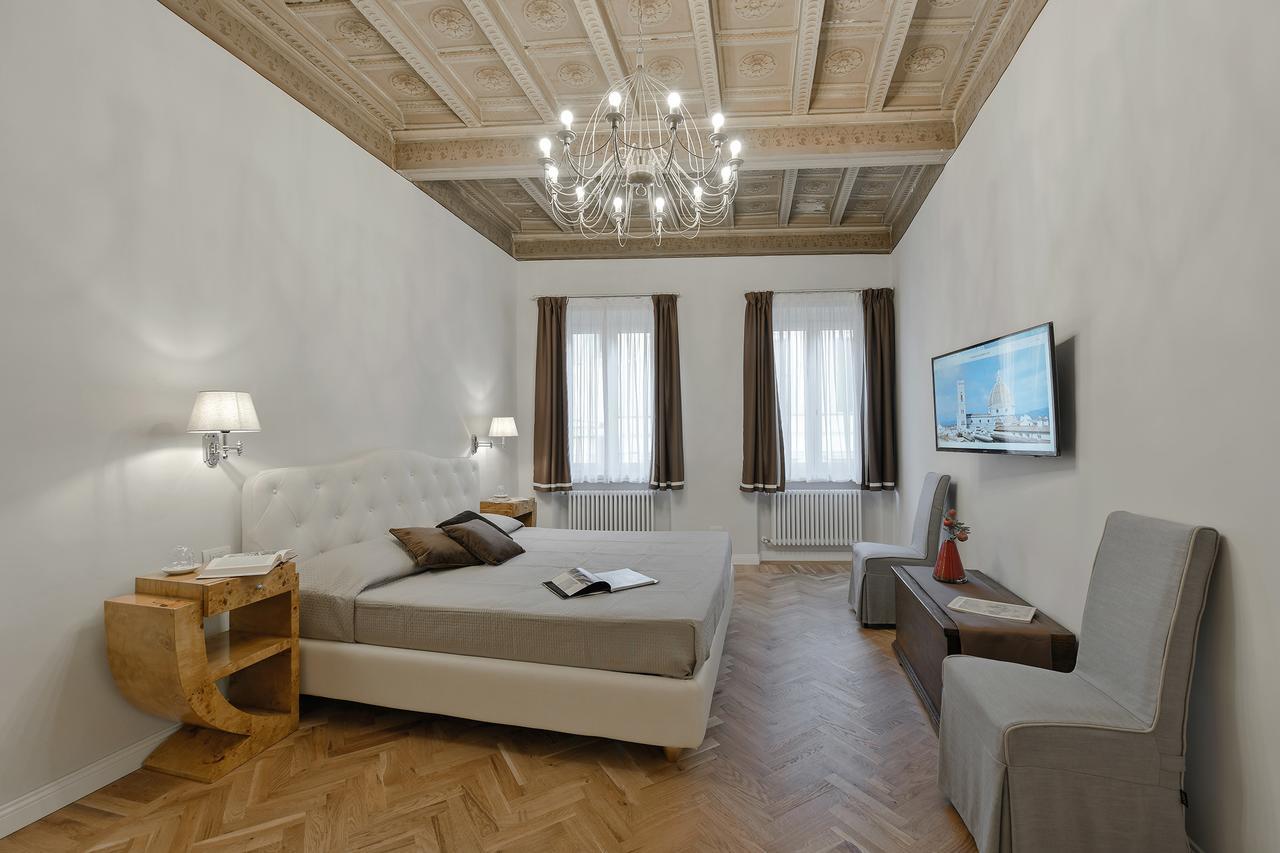 - In Duomo Apartment