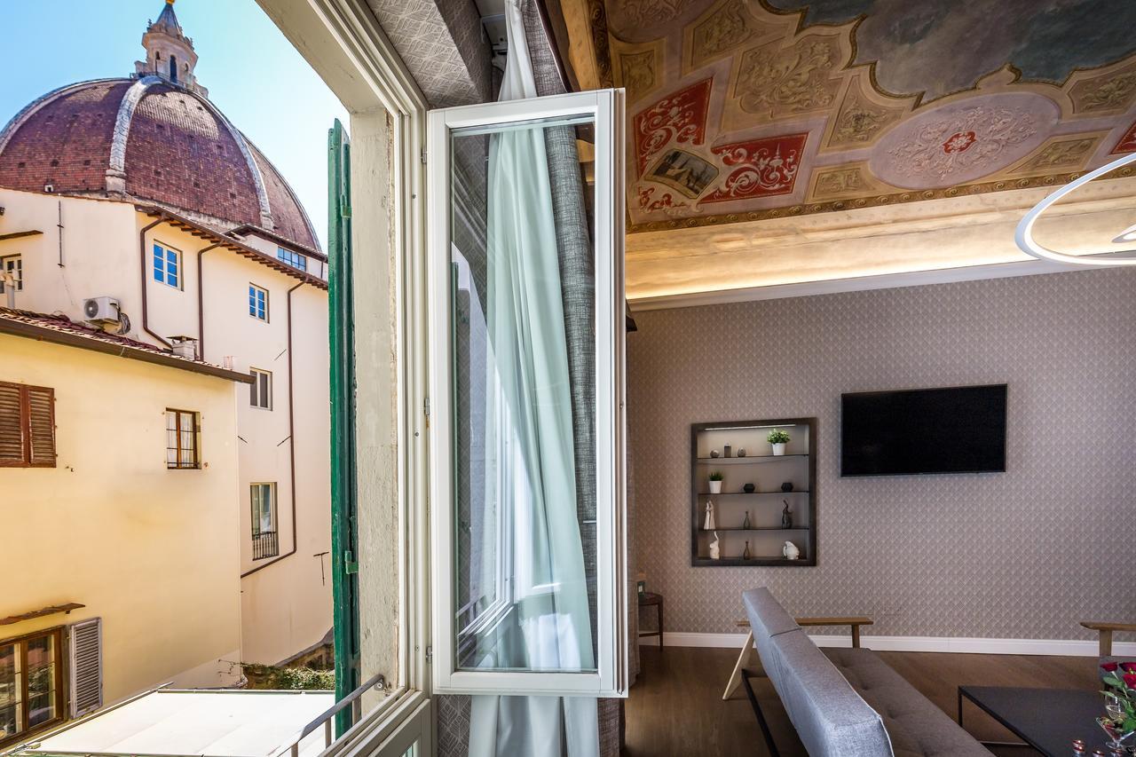 Martelli 6 & Couette-café Florence