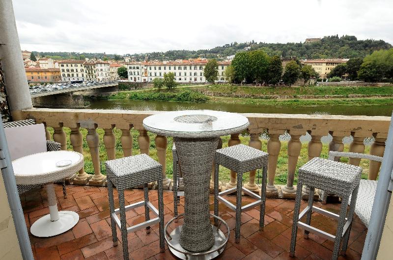 Apartment Hemeras Boutique House - Lungarno Vespucci Florence