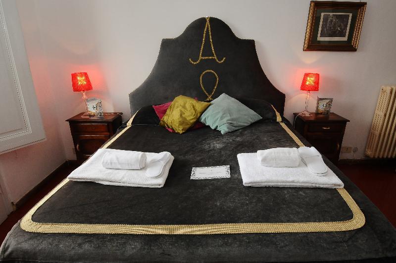 Hemeras Boutique House - Lungarno Vespucci * Florence