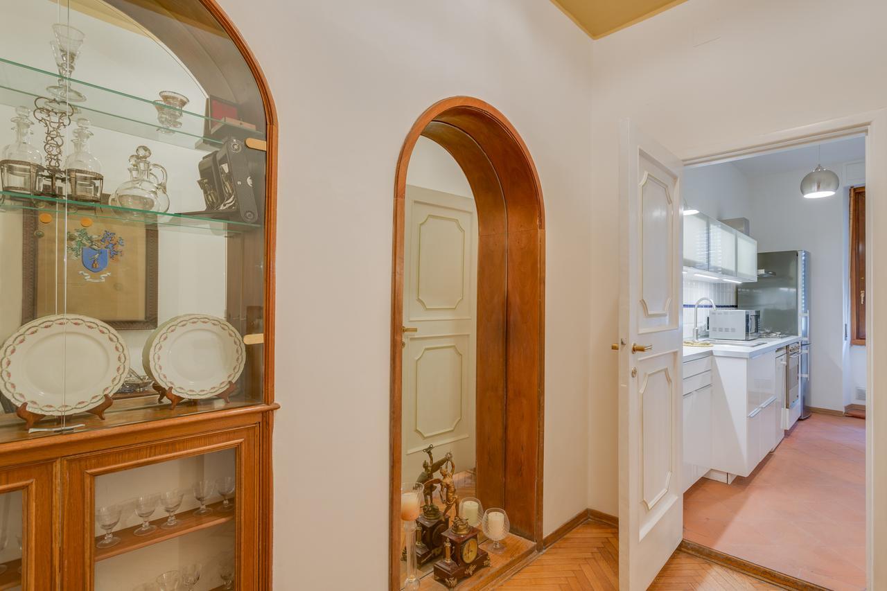 Apartment Piazza Santa Felicita