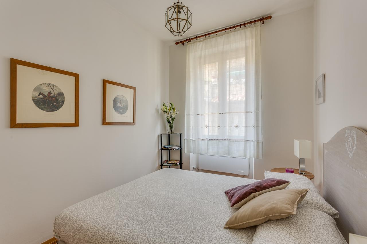 Piazza Santa Felicita Apartment *