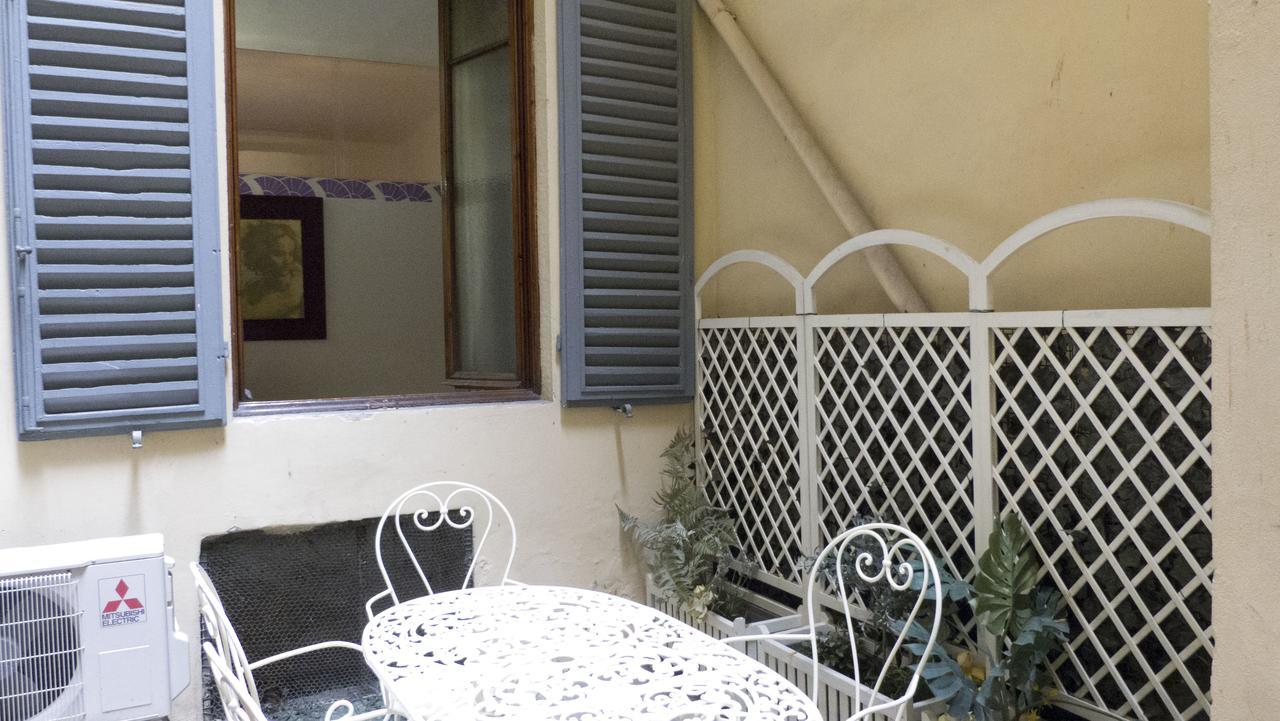 Corso Dei Tintori By Ddv Tourist * Florence