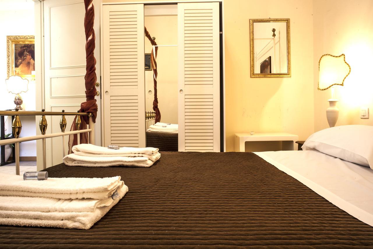 Canacci * Florence