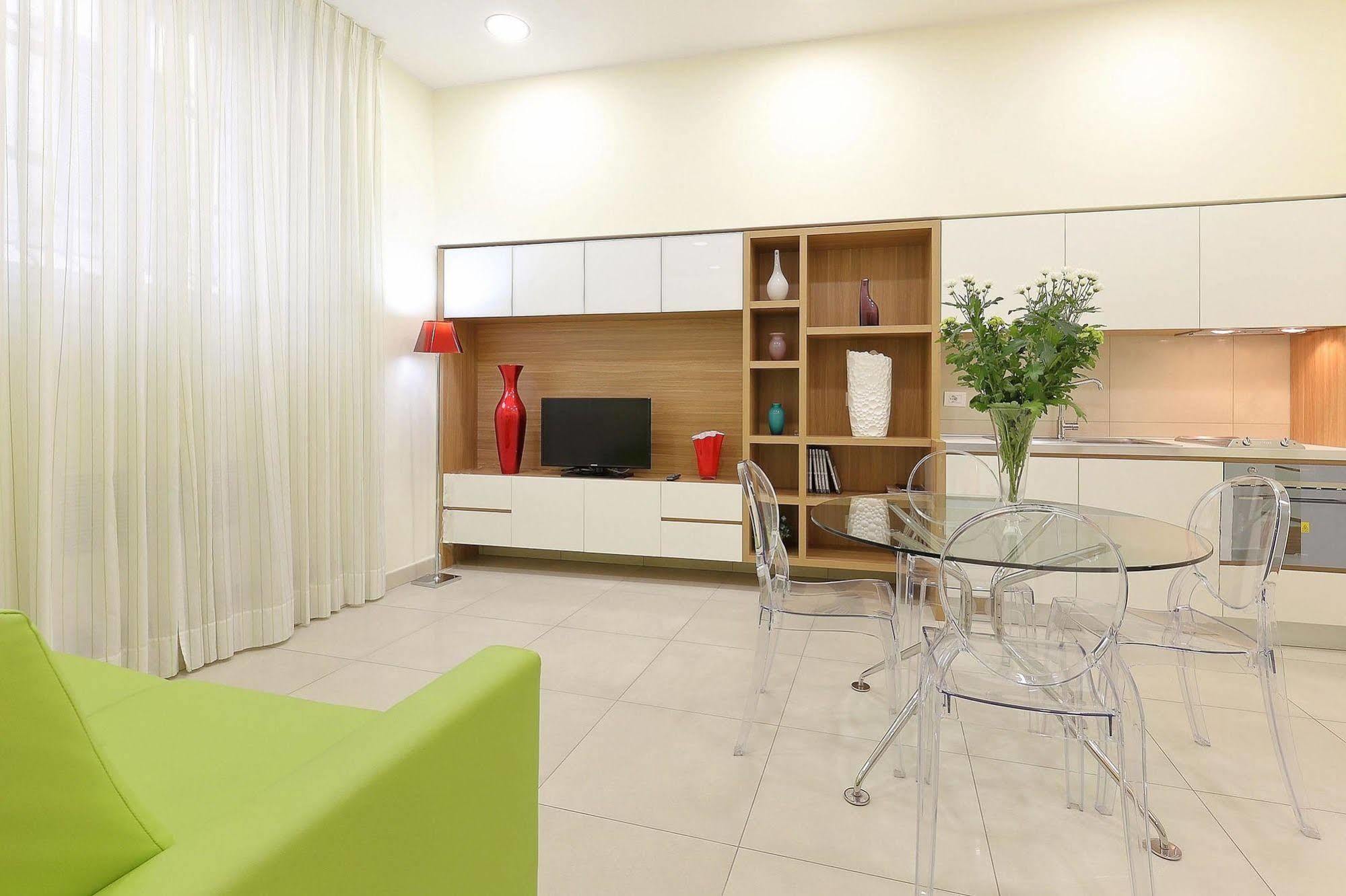 Apartment In Colors *