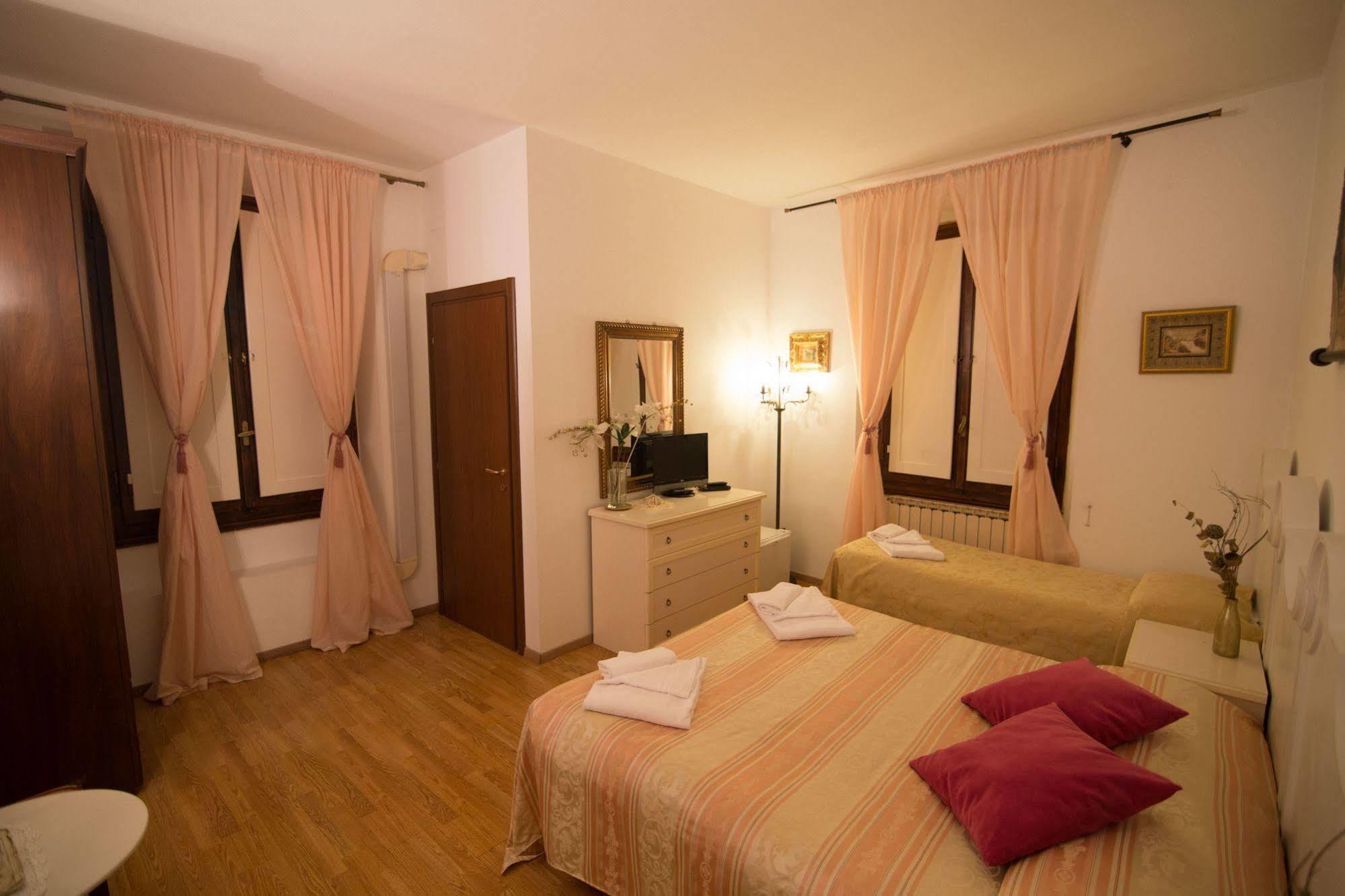 Promenade Guest house 2*