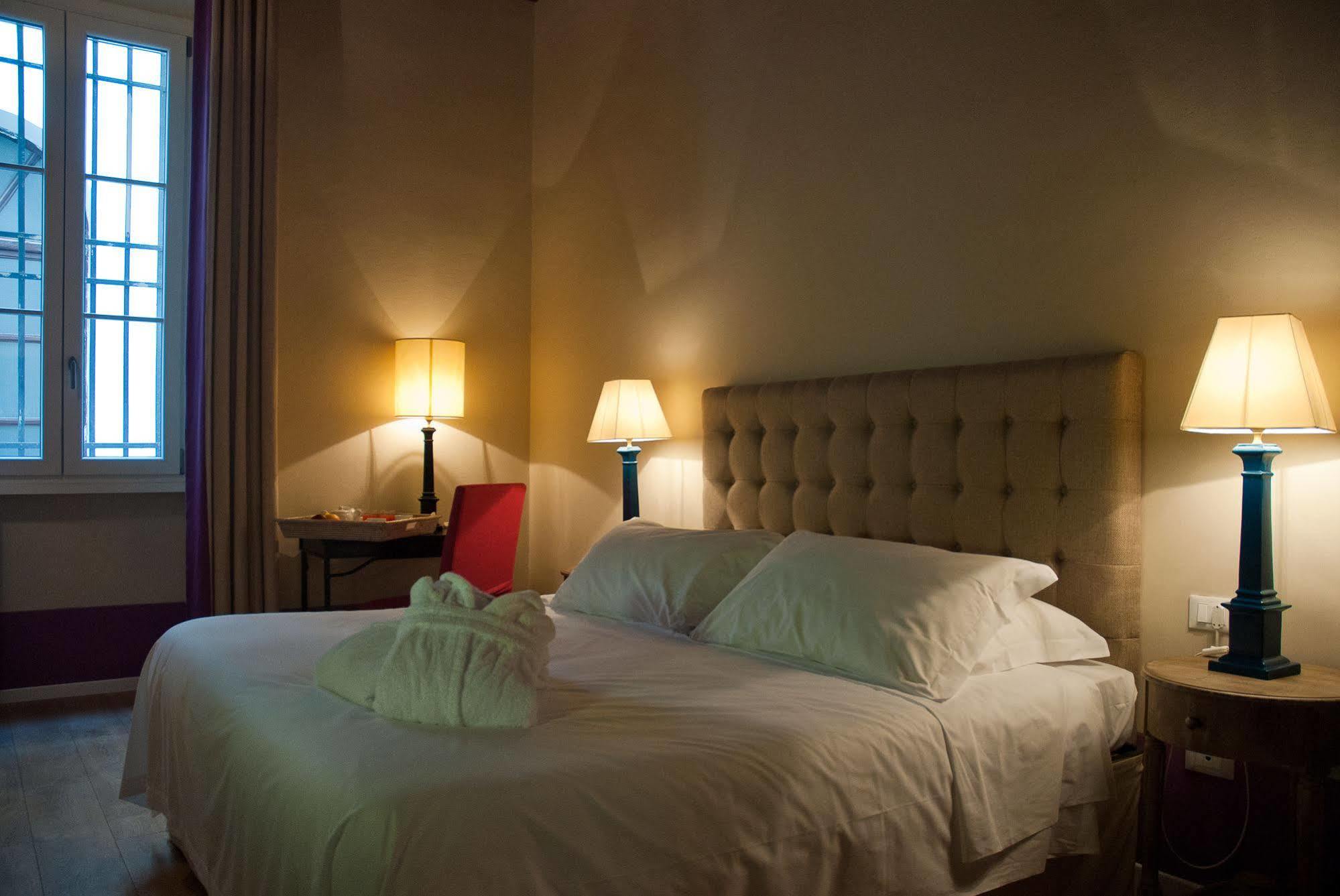 Black 5 Guest house Florence