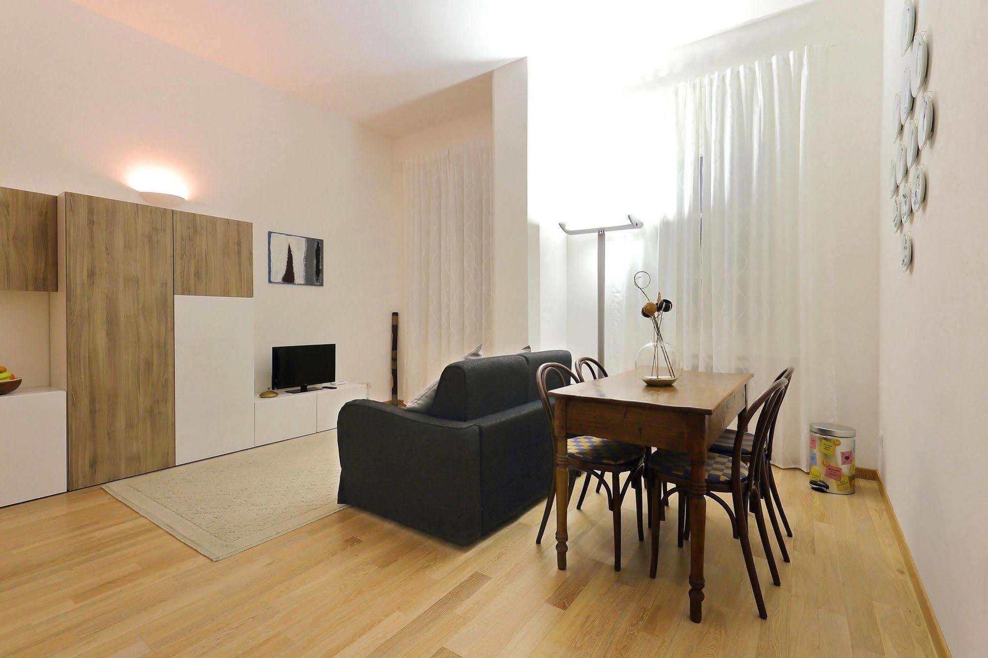 Relais White Apartment
