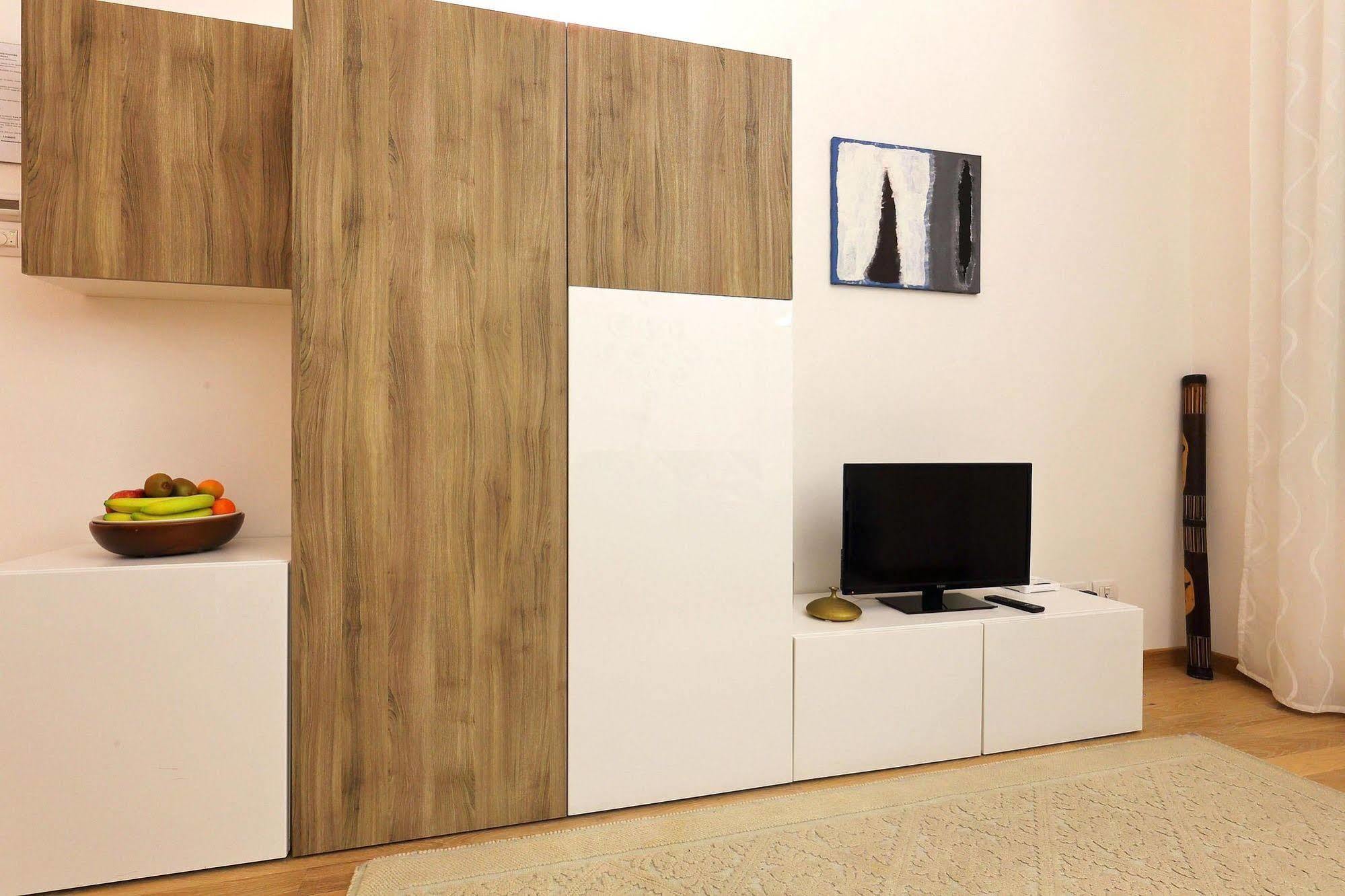 Apartment Relais White