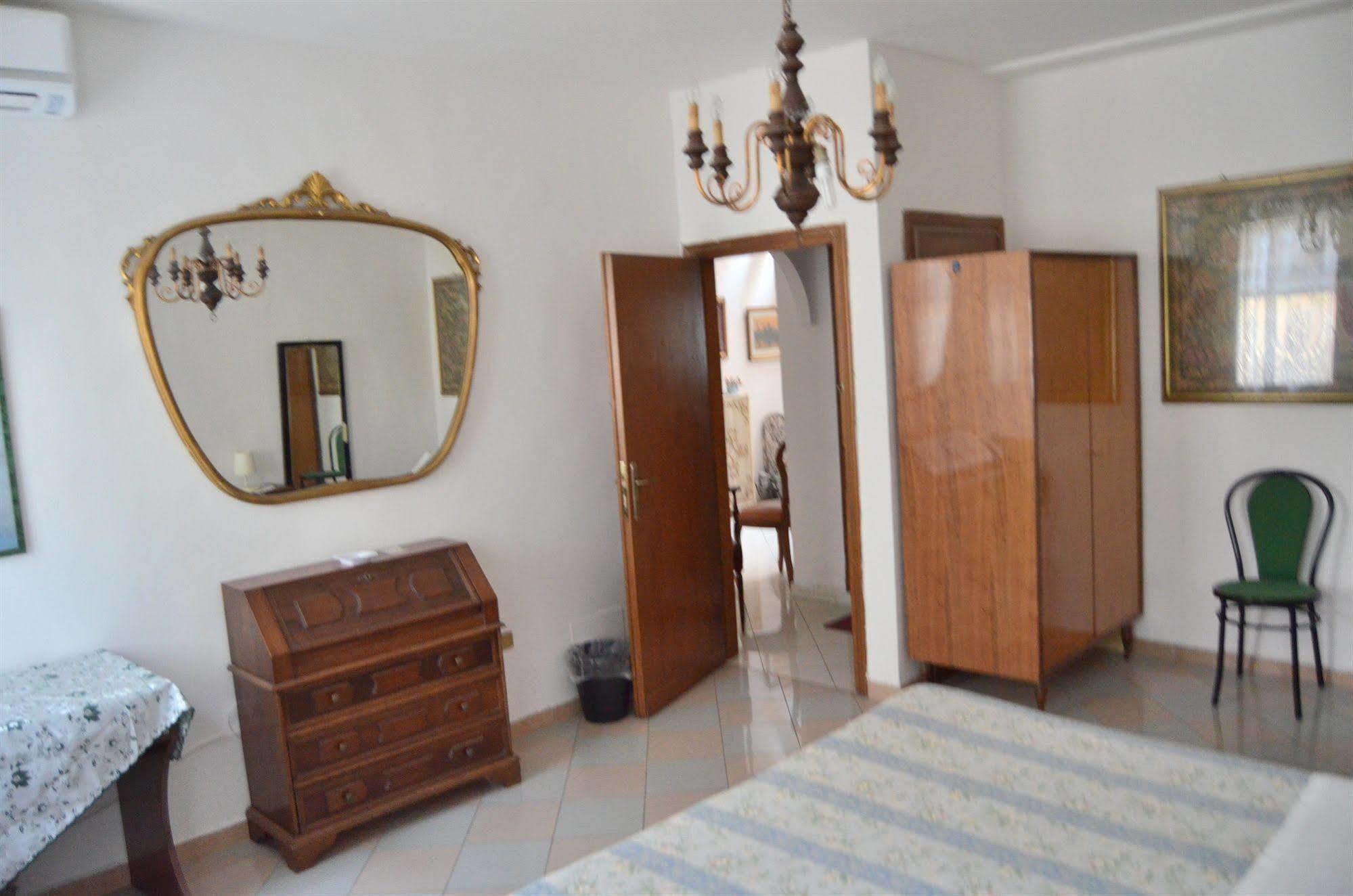Hotel Barbara House - 3*