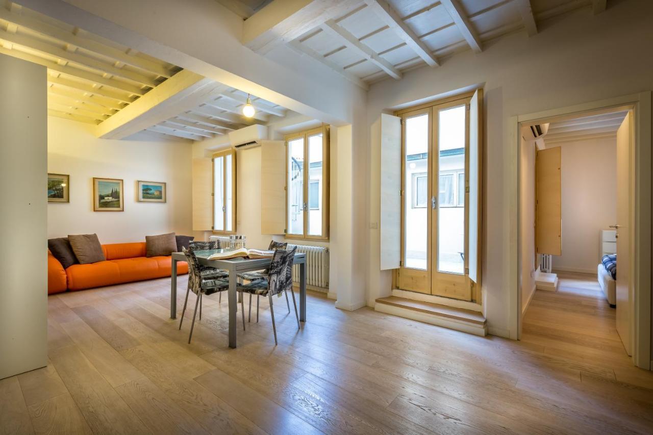 Relais Martinez Apartment Florence