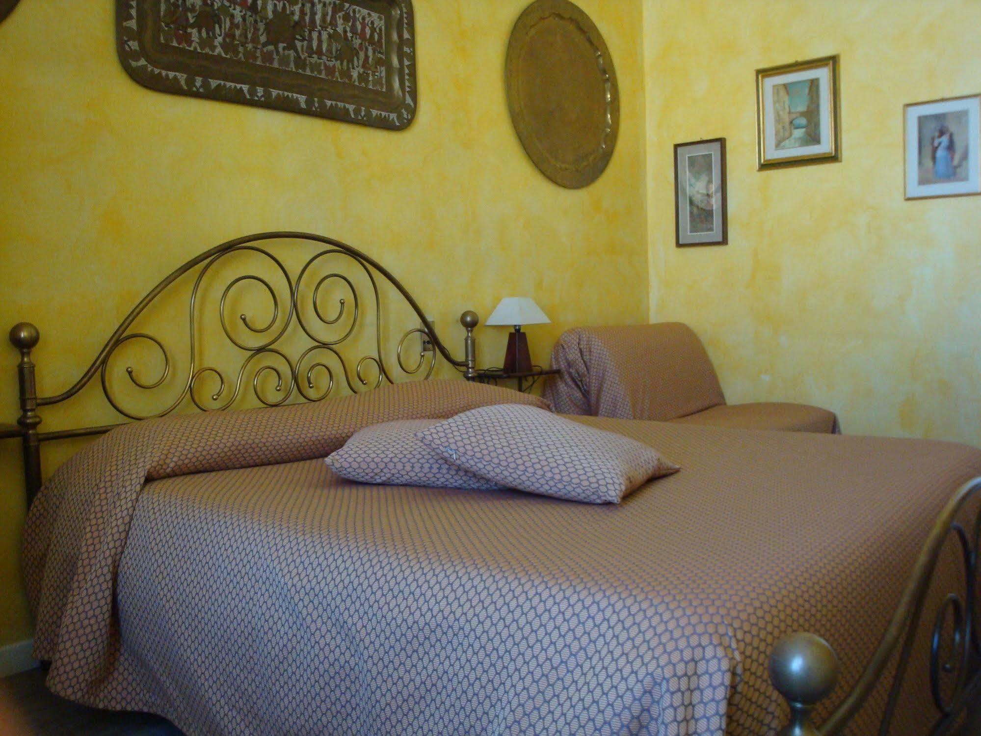 B&B Leopoldo Bed & Breakfast 3*