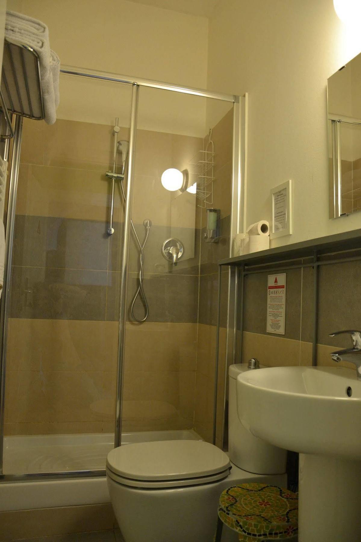 B&B Leopoldo Bed & Breakfast Florence