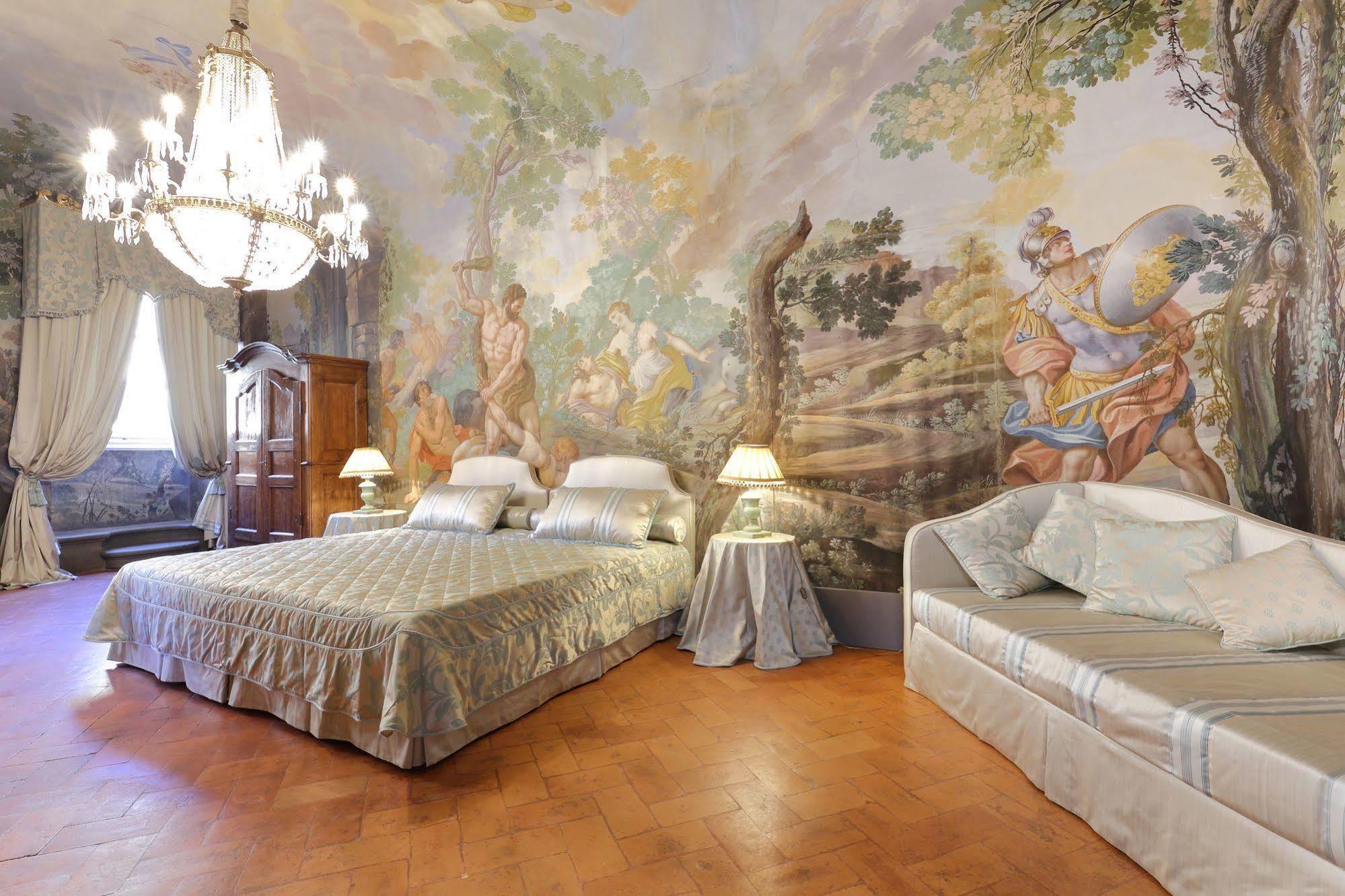 Bed & Breakfast Piazza Pitti Palace - Residenza D'Epoca 3*