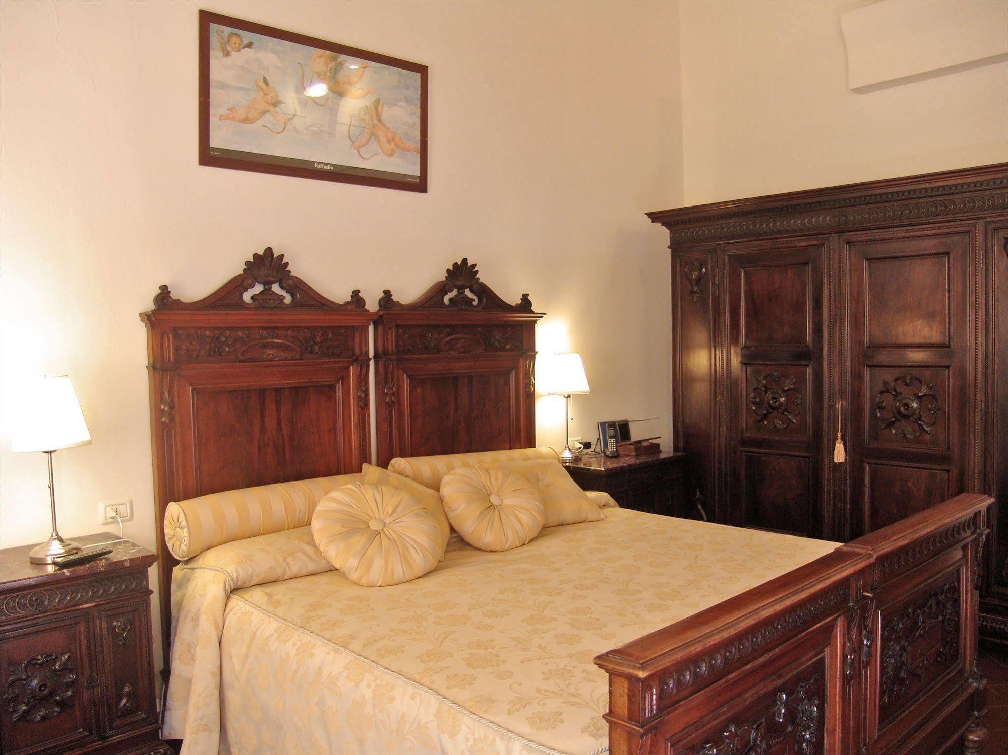 Coco Places Panerai, Centro Storico Maison d'hôtes 2*