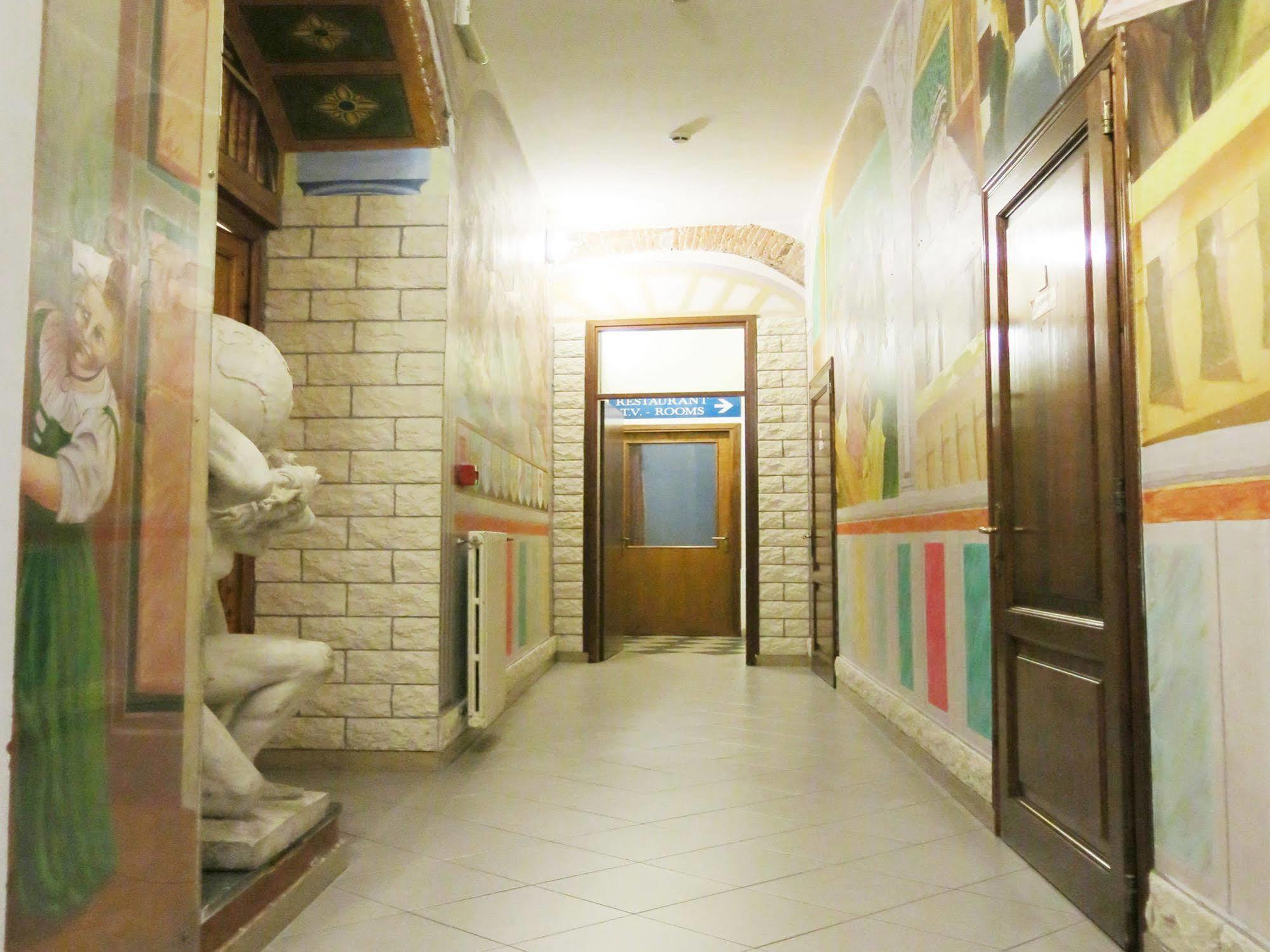 Archi Rossi Auberge de jeunesse
