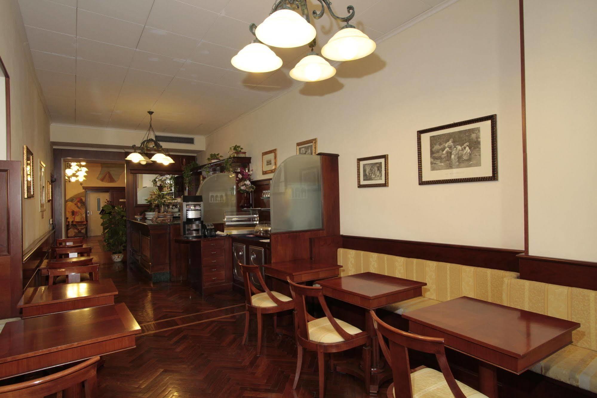 De Lanzi Hotel