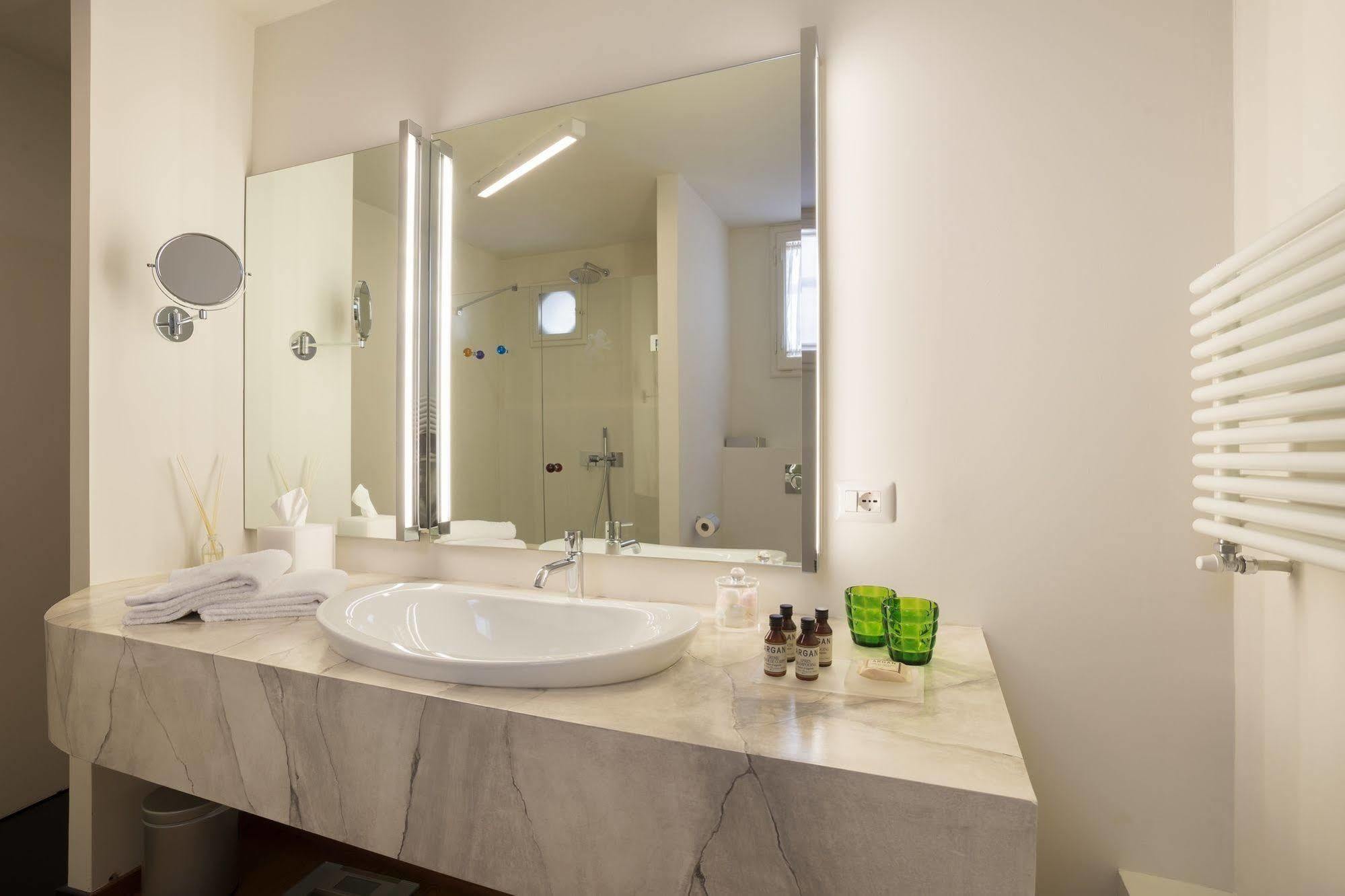 Leone Blu | Esperienze 2* Florence
