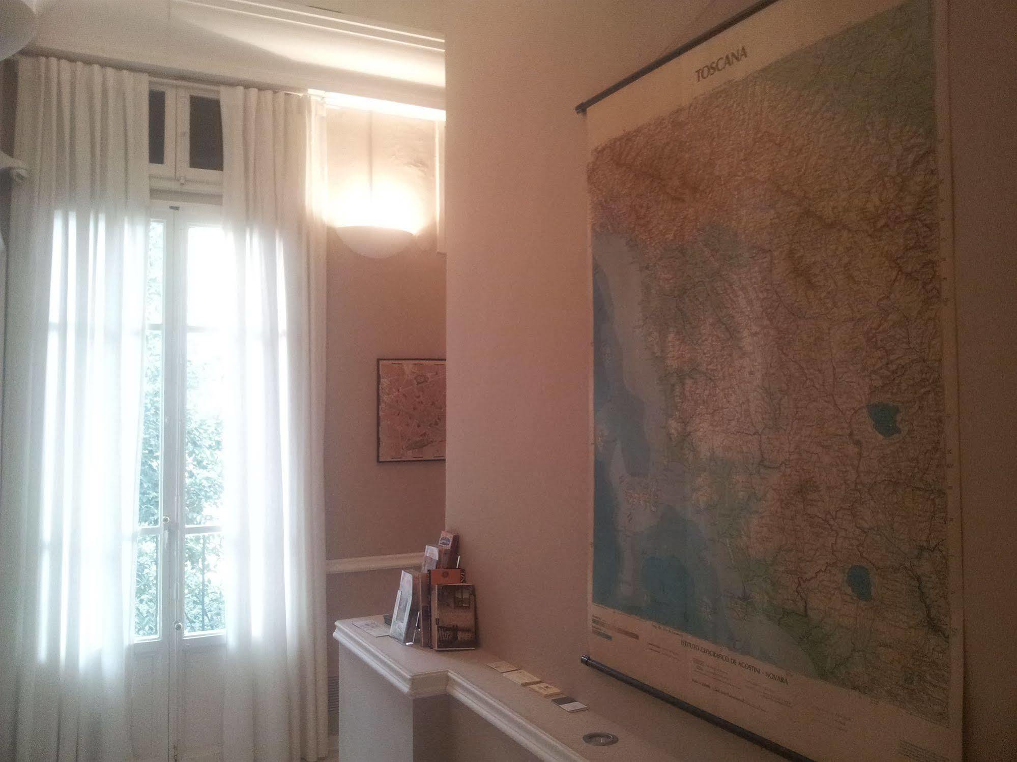 Opera Boutique Couette-café Florence
