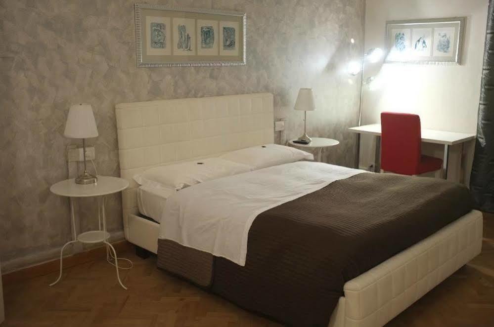 Couette-café Opera Boutique