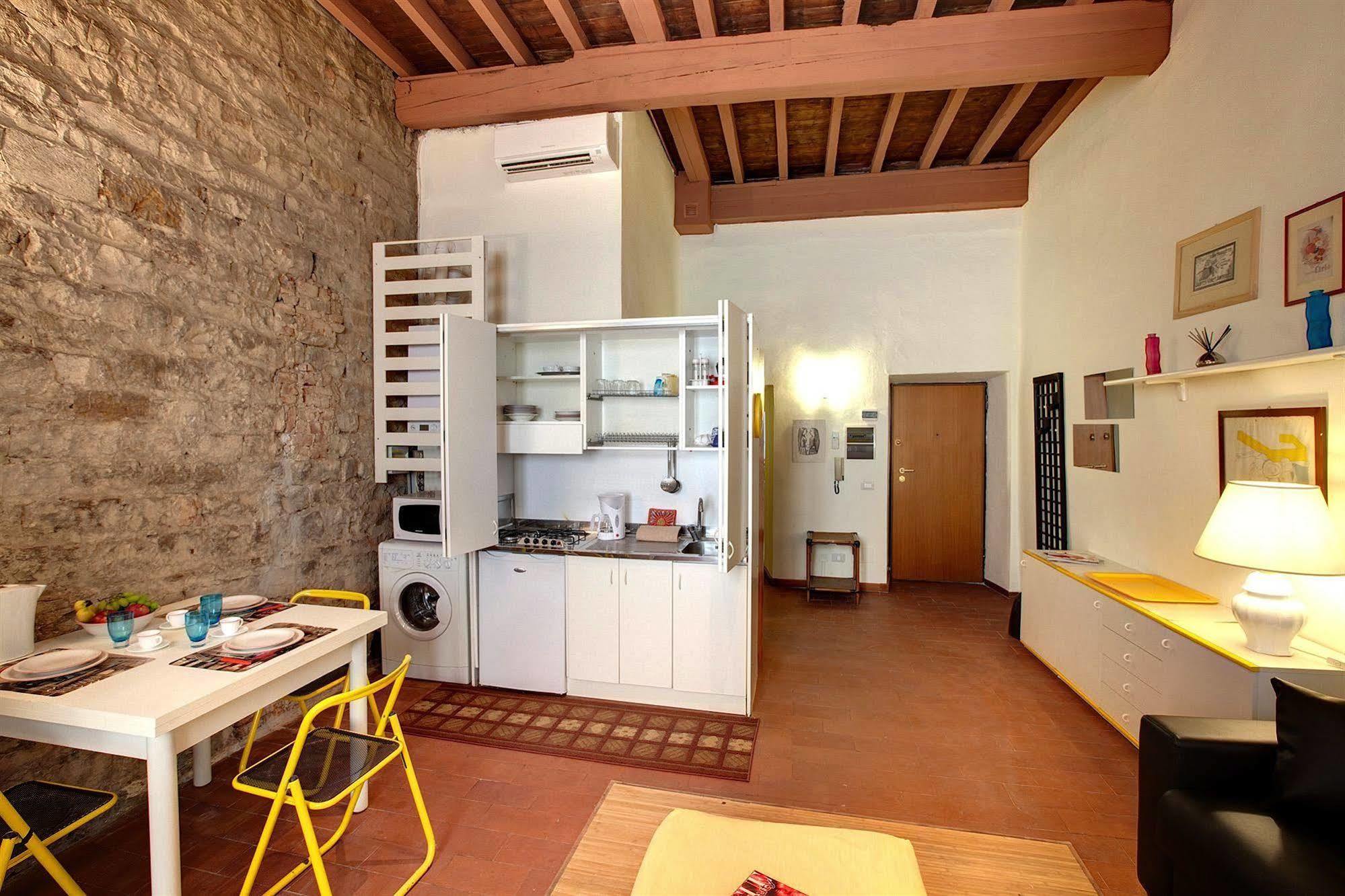 Florentia Suites