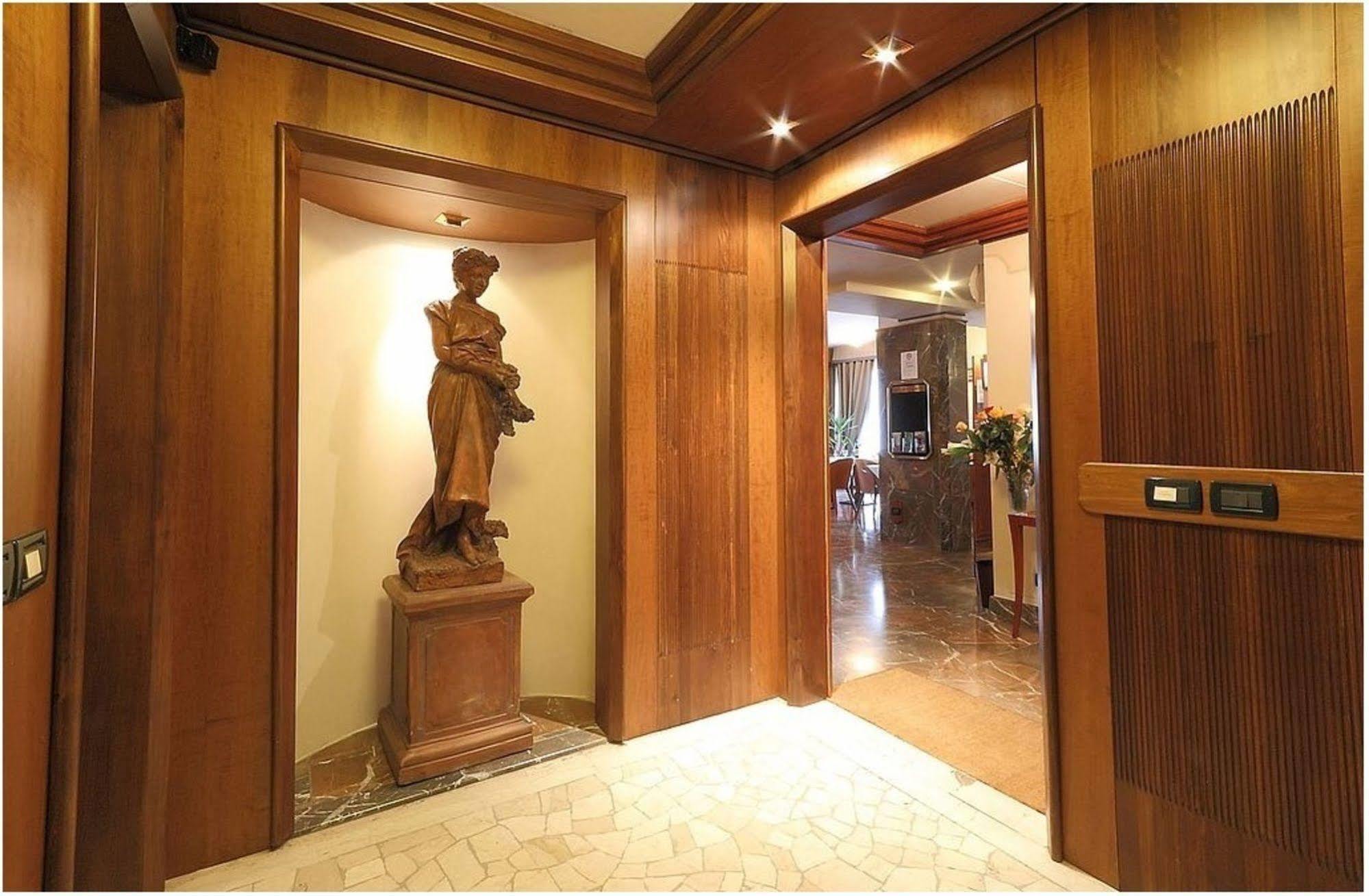 Arcadia 3* Florence