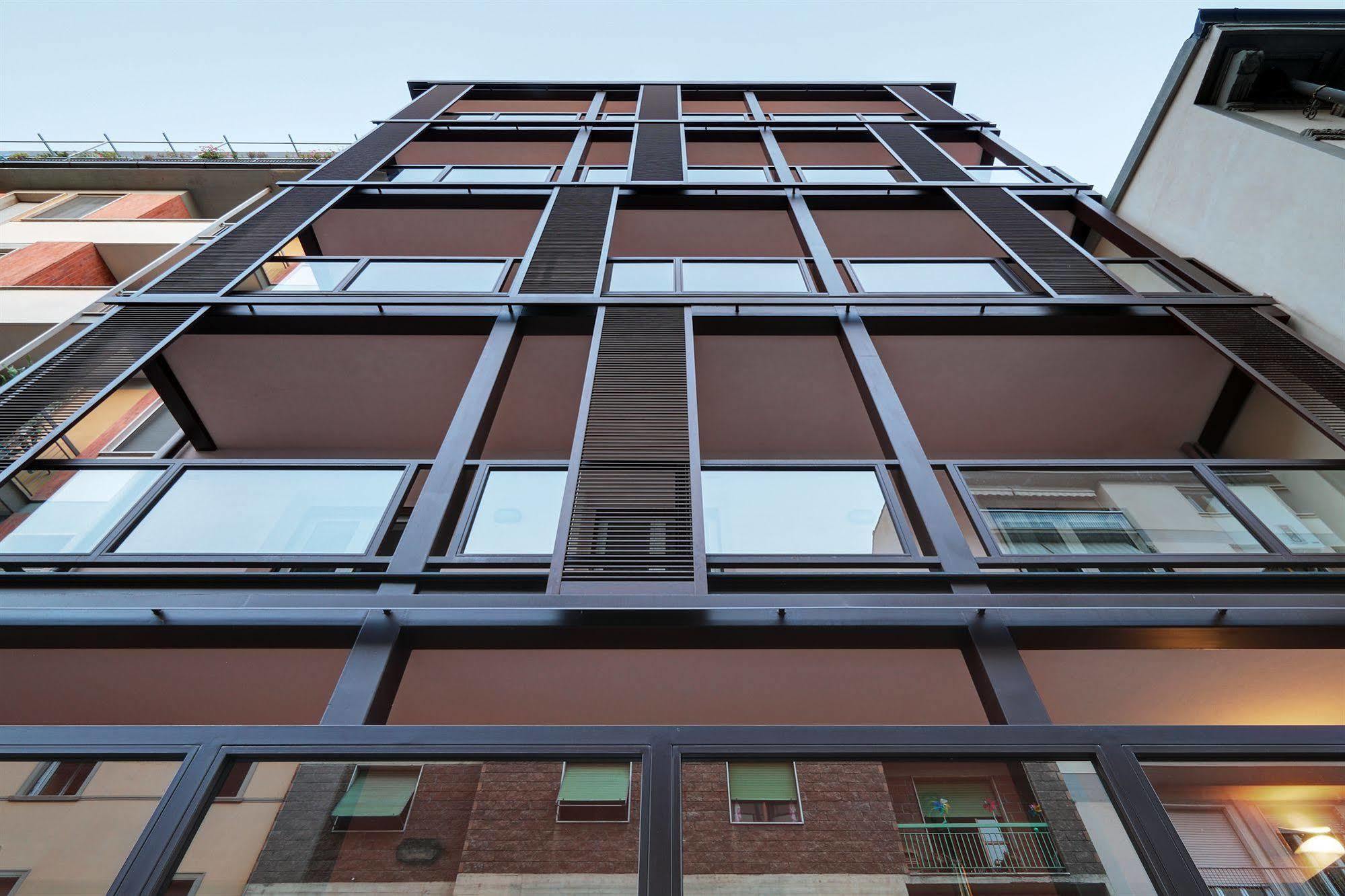 Lhp Apartment *