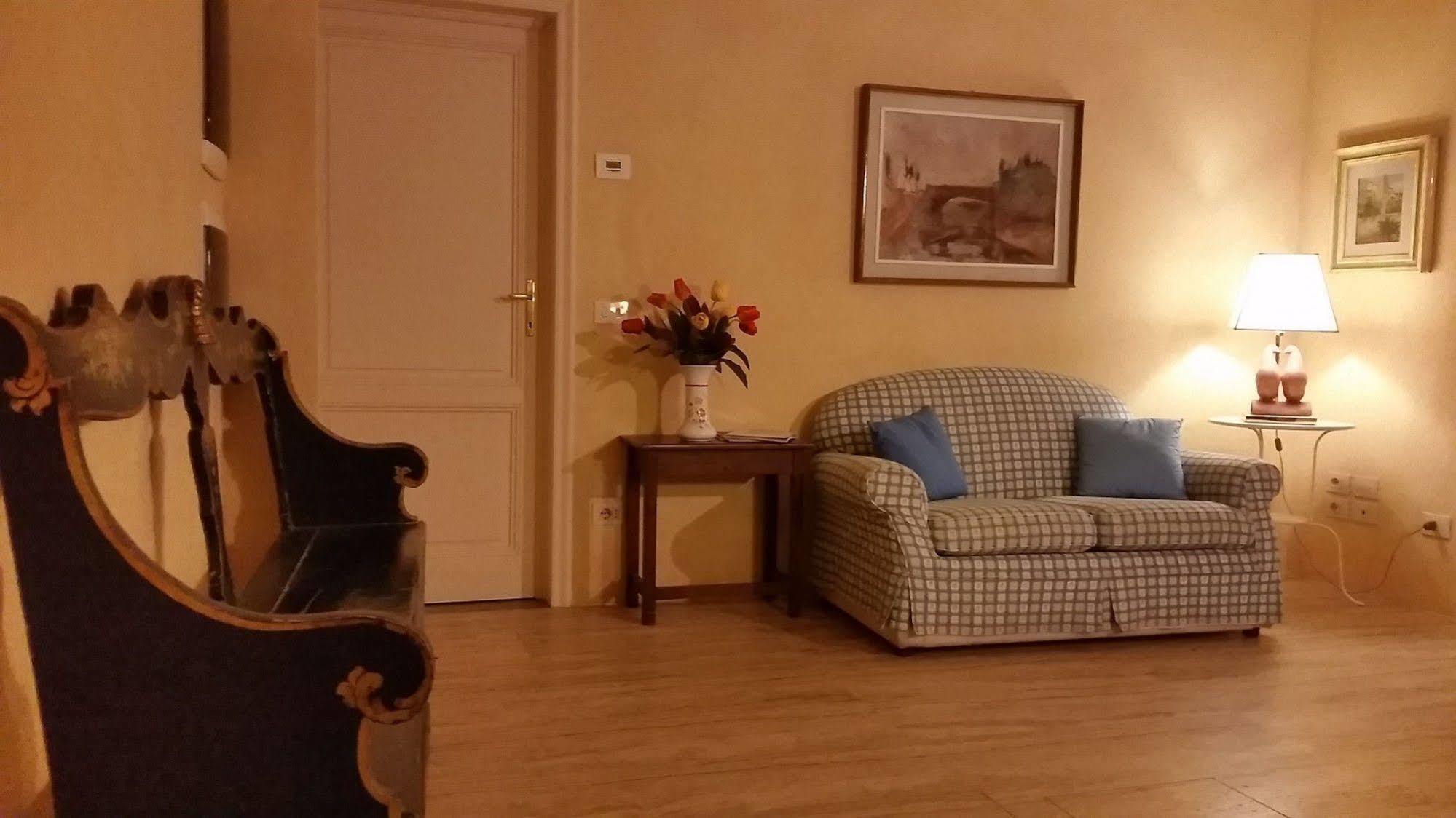 Dimora Pieri Apartment *