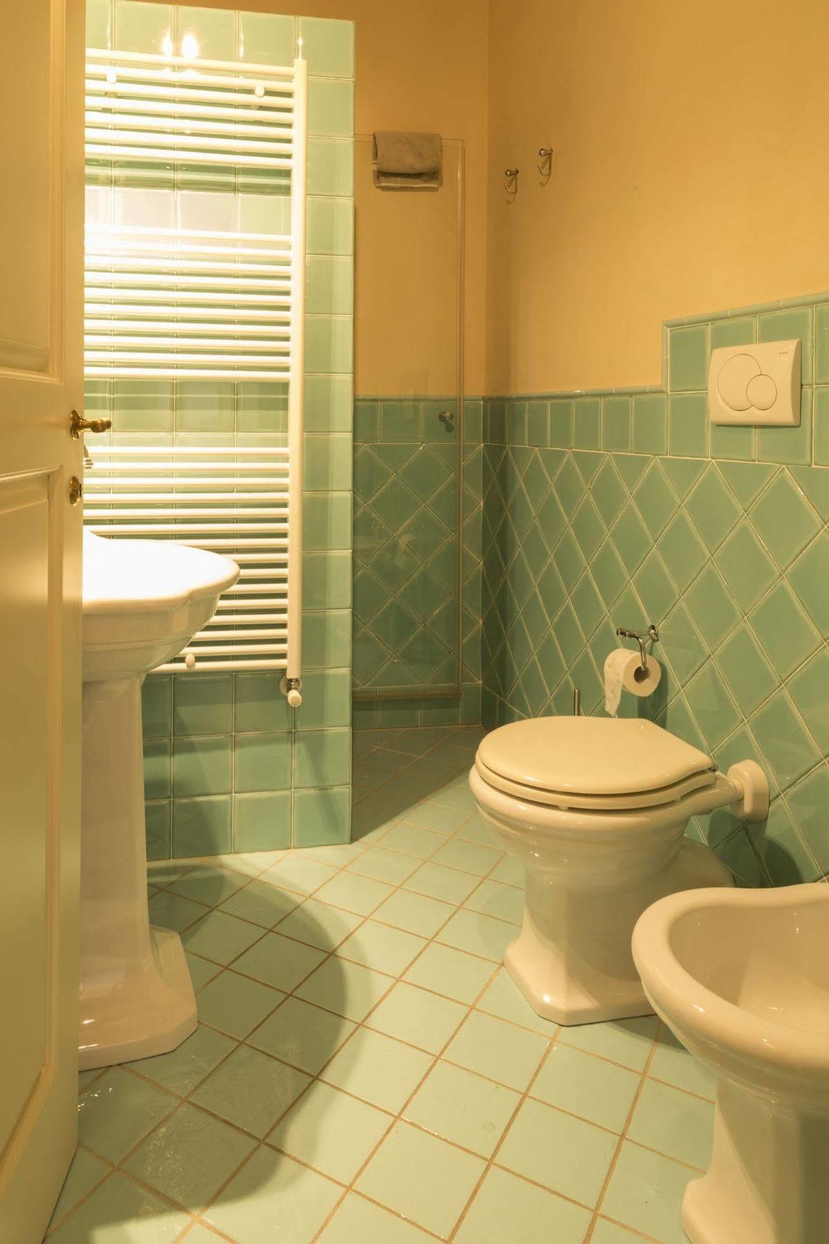 Firenze Apartments 2*