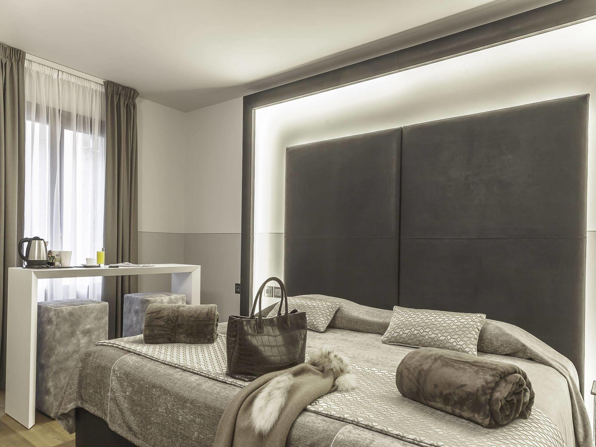 Silk Art 3*