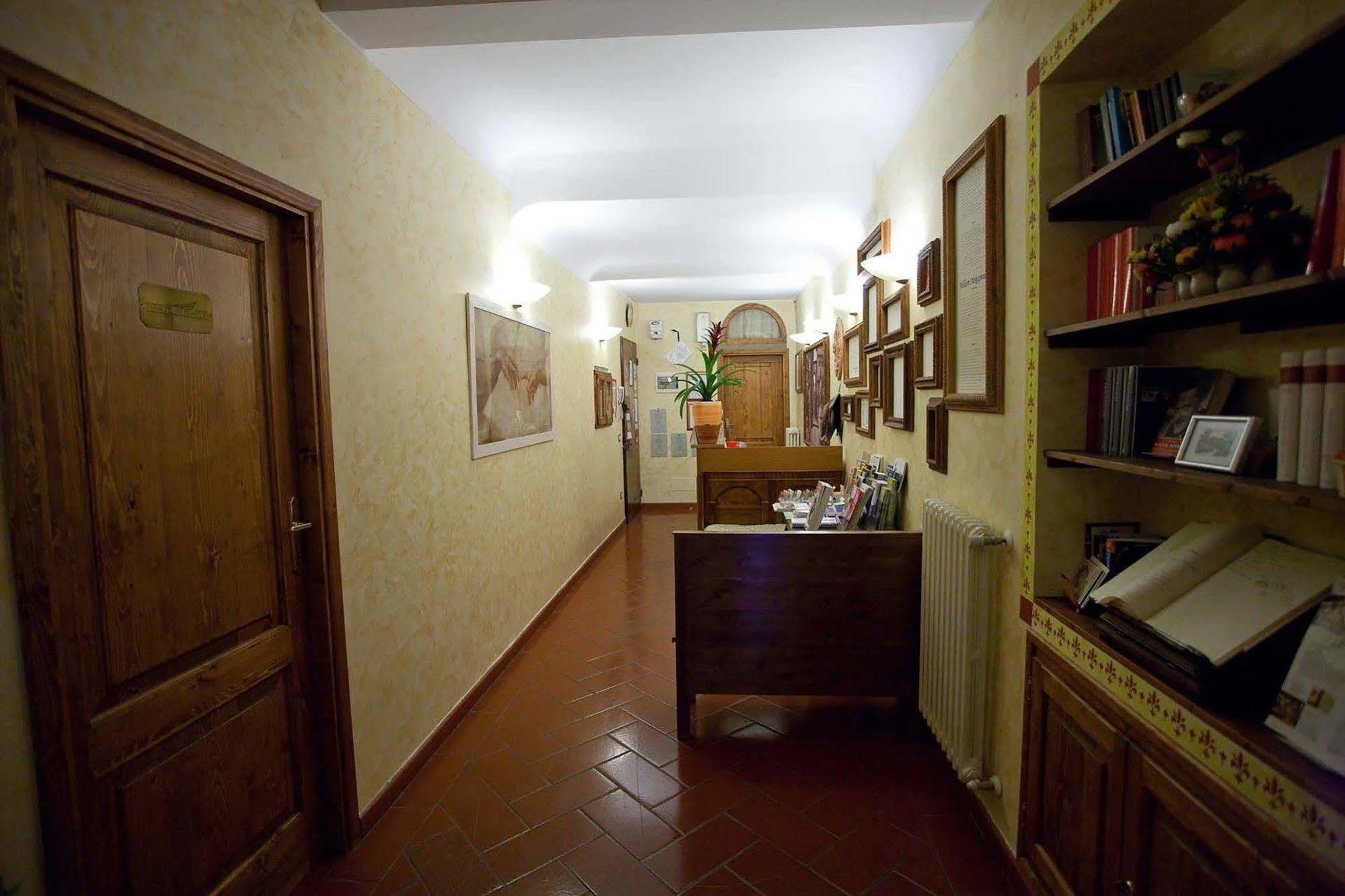 Bed & Breakfast Dei Poeti & Florence