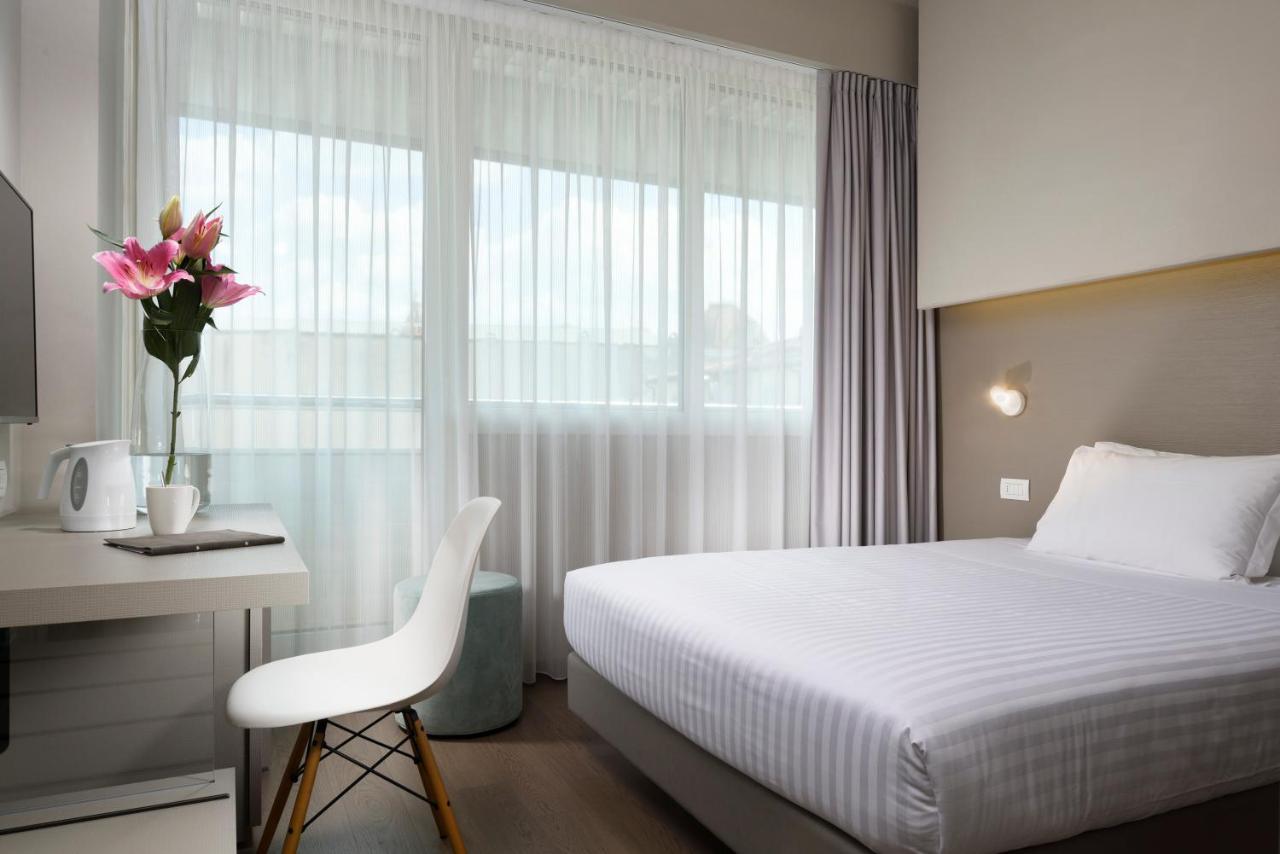 Hotel Glance In Florence Hotel Florence