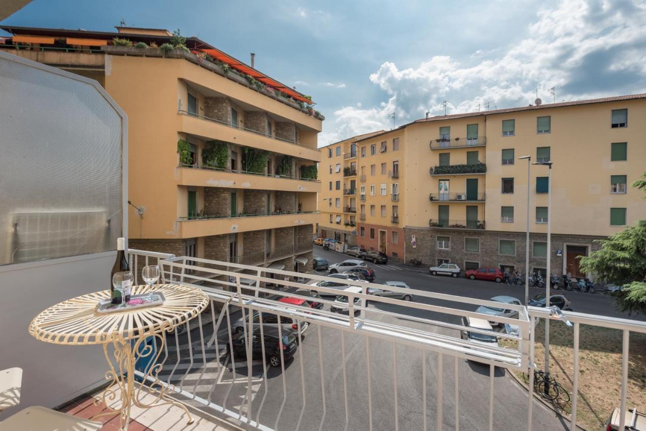 Apartment Cool Flat Alberti Lift, Terraces, Free Parking *